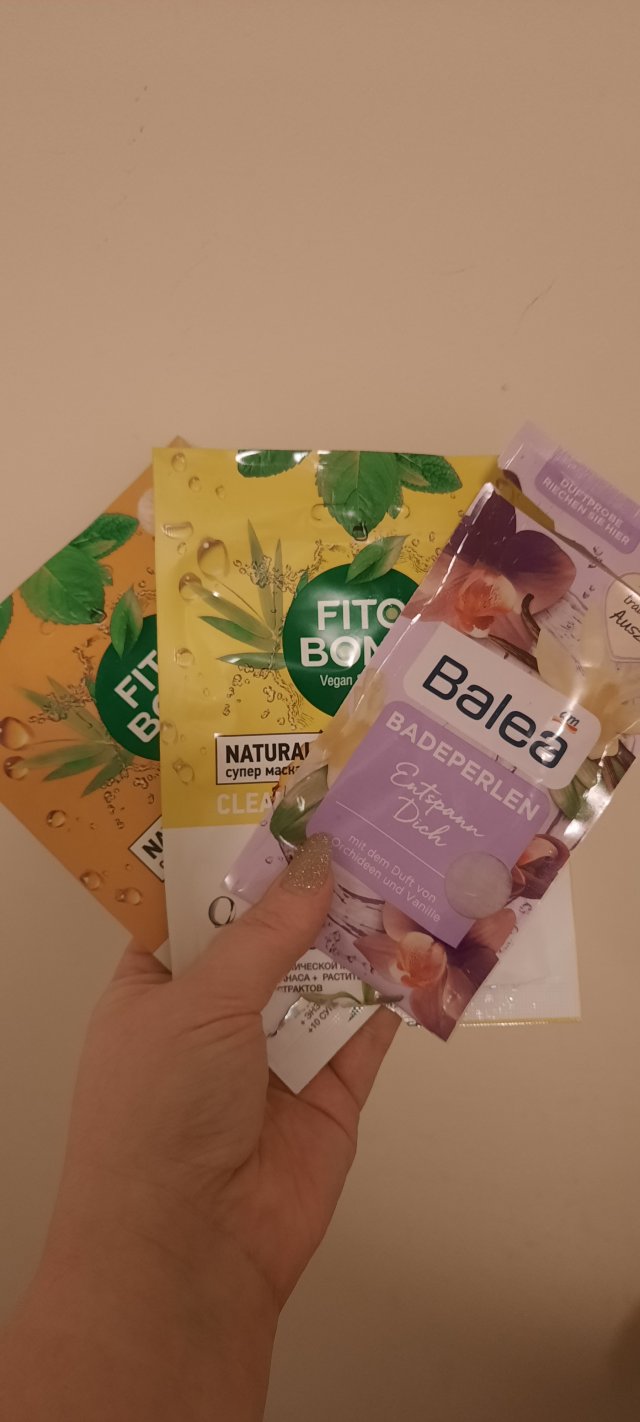 akcja denkowanie! grudzień - kosmetyki w świątecznych opakowaniach i świątecznych kolorach 🎄❄️⛄🎀🎁🎅