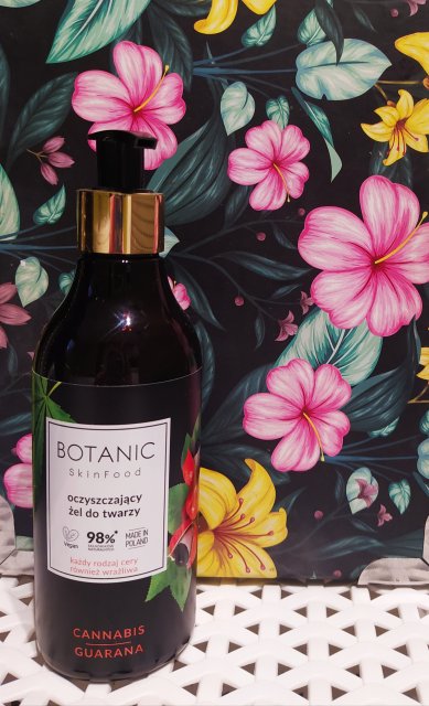 Botanic SkinFood Żel do twarzy, Oczyszczający, Cannabis & Guarana