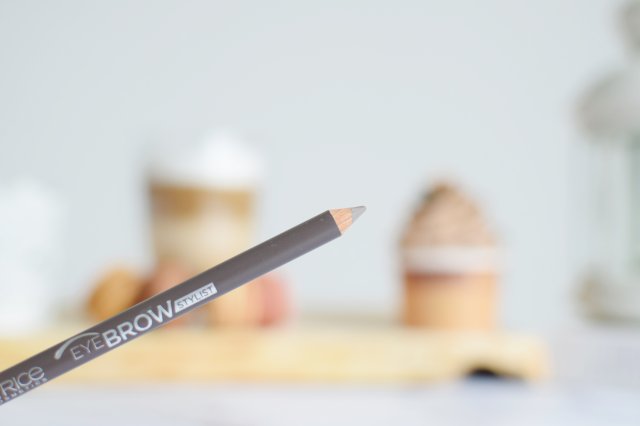 Catrice Eye Brow Stylist, Kredka do brwi, nr 045 Never Be ASHamed