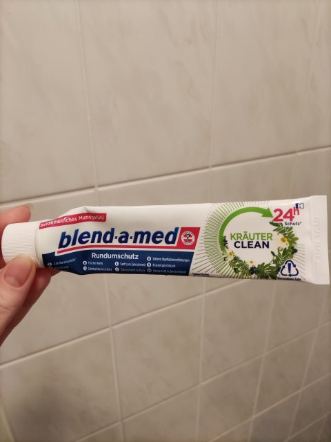 akcja denkowanie! grudzień - kosmetyki w świątecznych opakowaniach i świątecznych kolorach 🎄❄️⛄🎀🎁🎅