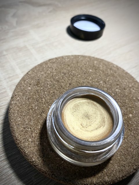 Kremowy cień od Maybelline