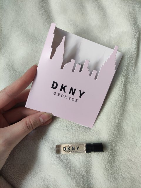 DKNY Woda perfumowana, Stories EDP