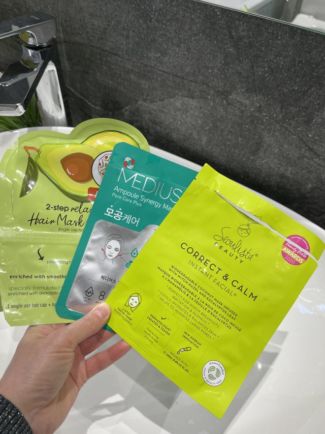 akcja denkowanie! grudzień - kosmetyki w świątecznych opakowaniach i świątecznych kolorach 🎄❄️⛄🎀🎁🎅