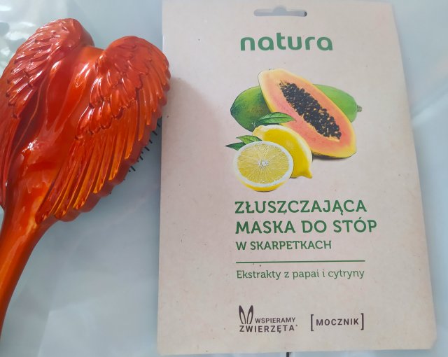 Natura Złuszczająca maska do stóp w skarpetkach  Ekstrakt z papai i cytryny 