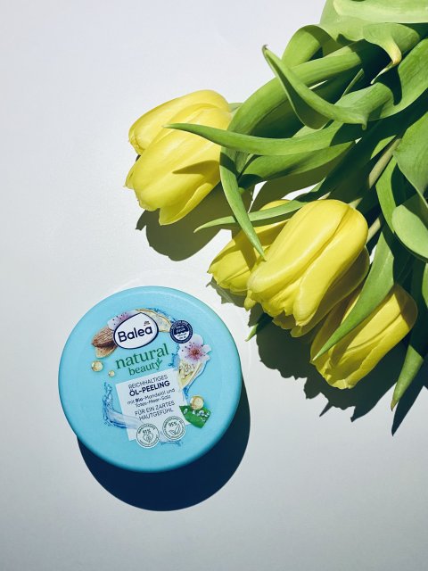Balea Peeling do ciała, Natural Beauty, Reichhaltiges Öl-Peeling, Bio-Mandelol und Totes-Meer-Salz