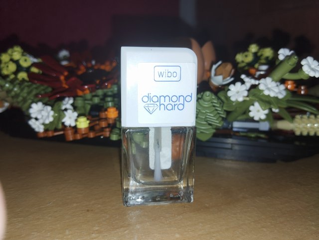 Wibo Diamond Hard, Odżywka do paznokci