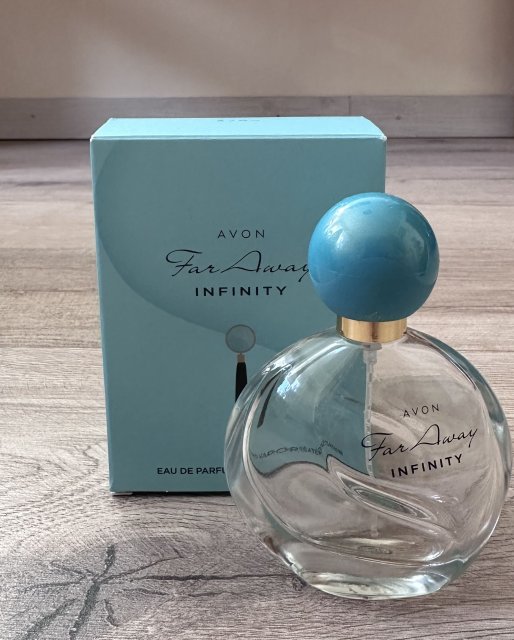 Avon Woda perfumowana, Far Away Infinity EDP