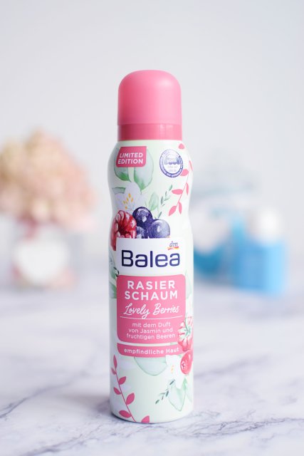 Balea Pianka do golenia, Lovely Berries