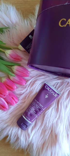 Caudalie Krem do rąk i paznokci, regenerujący