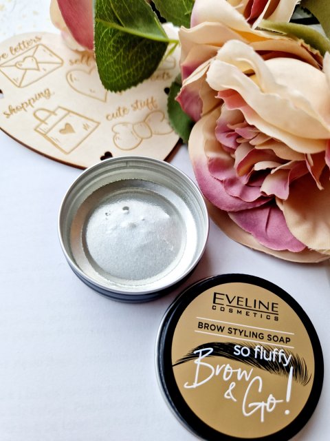 Eveline Brow&Go, Mydełko do brwi, So Fluffy, Brow Styling Soap, Przeźroczyste