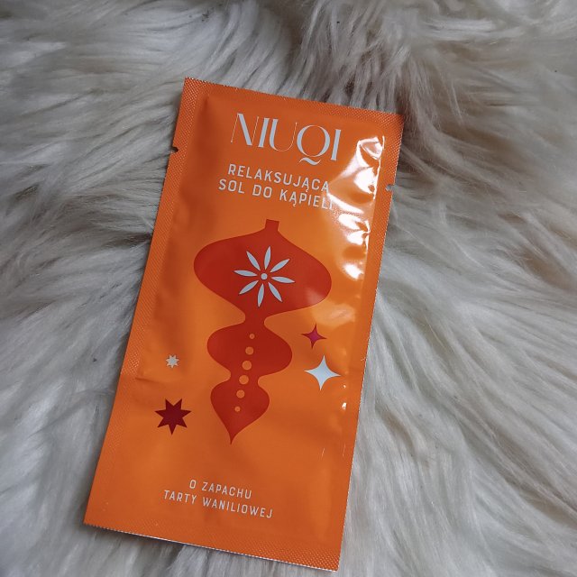NIUQI Sól do kąpieli, Relaksująca, Tarta waniliowa