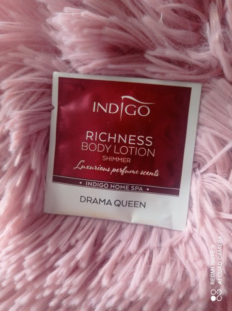 Indigo Balsam do ciała, Drama Queen Shimmer 
