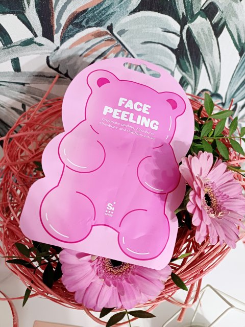 SINSAY Peeling do twarzy, Enzymatyczny, Ekstrakt z jeżyny, truskawki i maliny