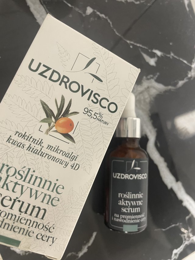 Uzdrovisco Serum do twarzy, Roślinnie aktywne, Rokitnik i mikroalgi, Promienność i nawodnienie cery
