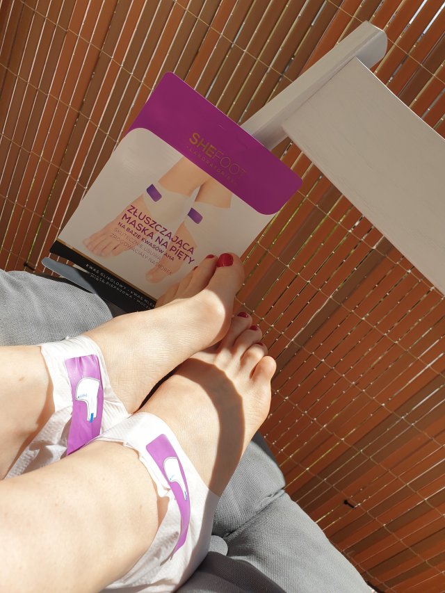 SheFoot Maska na pięty, Złuszczająca, Na bazie kwasów AHA