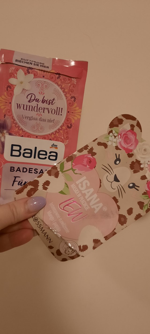 akcja denkowanie! grudzień - kosmetyki w świątecznych opakowaniach i świątecznych kolorach 🎄❄️⛄🎀🎁🎅