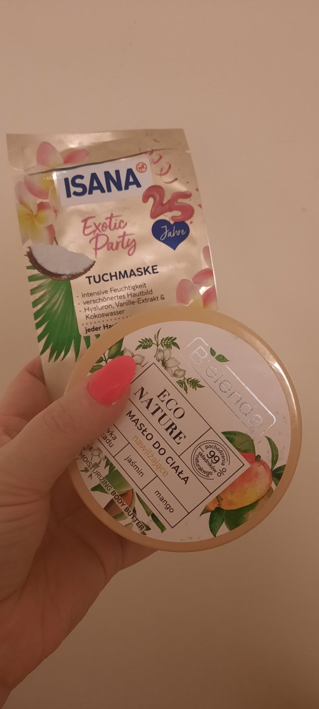 akcja denkowanie! grudzień - kosmetyki w świątecznych opakowaniach i świątecznych kolorach 🎄❄️⛄🎀🎁🎅