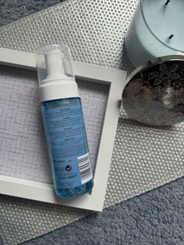 Pianka do mycia twarzy 