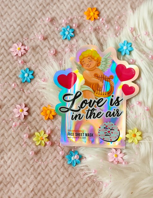 Maxbrands Marketing B.V. Face Sheet Mask, Maseczka do twarzy w płacie, Love is in the Air