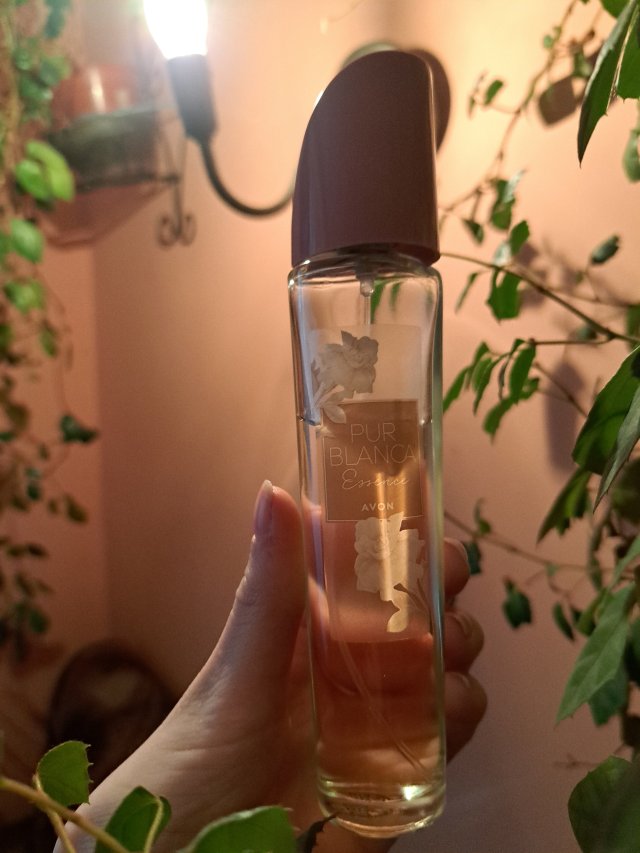 Avon Woda toaletowa, Pure Blanca Essence 