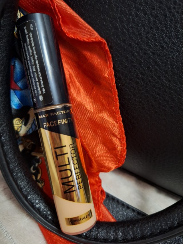 Max Factor, Facefinity, Multi Perfector Concealer (Korektor)