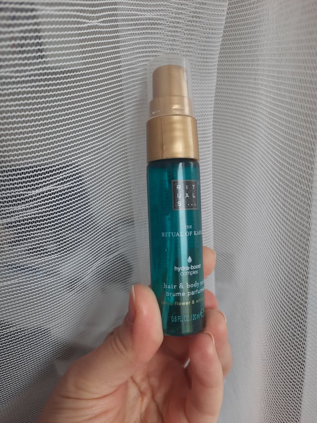 akcja denkowanie! grudzień - kosmetyki w świątecznych opakowaniach i świątecznych kolorach 🎄❄️⛄🎀🎁🎅