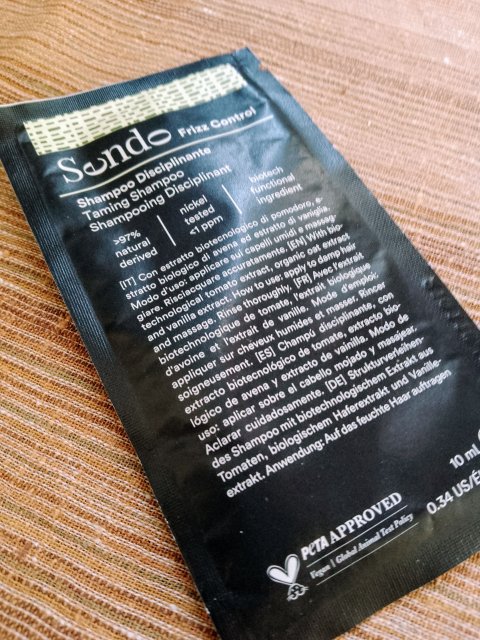 Sendo Szampon do włosów, Frizz Control, Zapobiegający puszeniu się włosów 