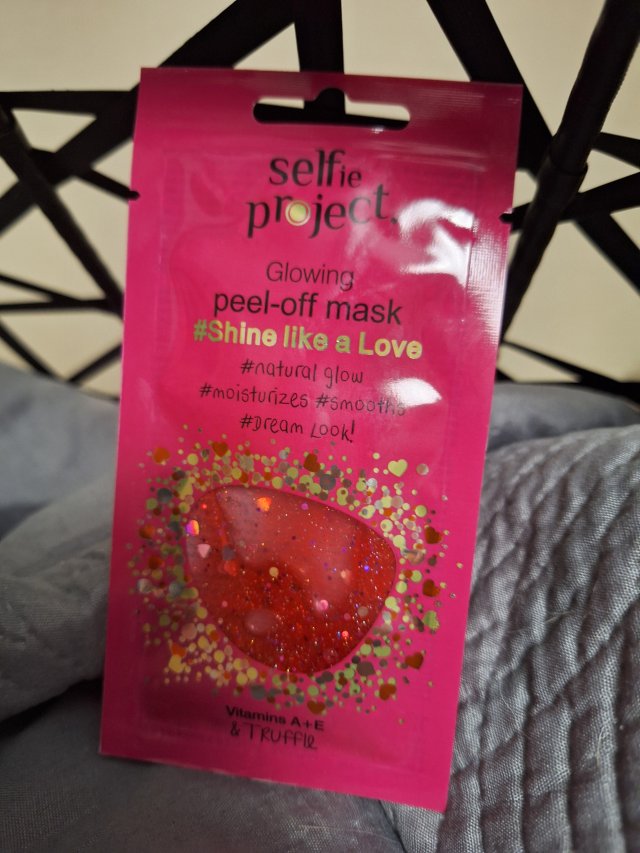 Selfie Project, Shine Like a Love, Rozświetlająca maseczka peel-off