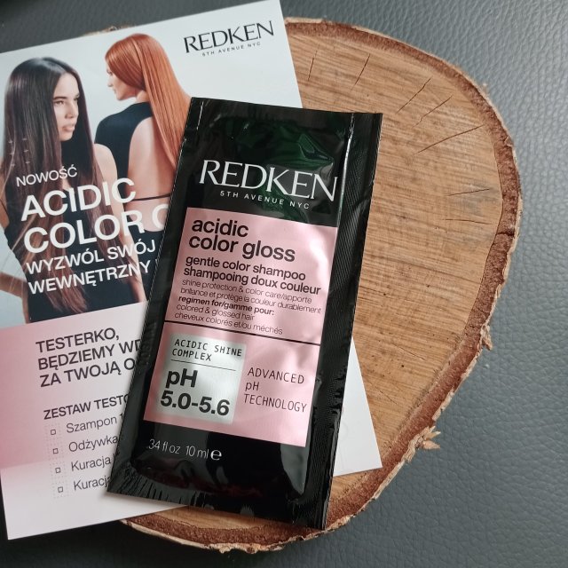Redken Szampon do włosów, Acidic color gloss, włosy farbowane, pH 5.0-5.6