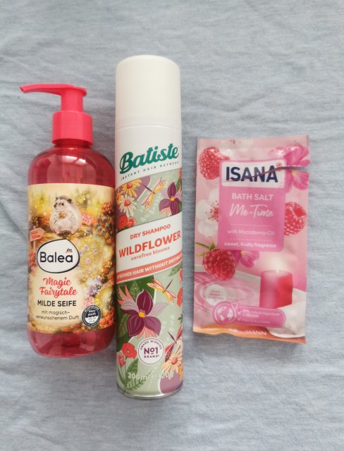 akcja denkowanie! grudzień - kosmetyki w świątecznych opakowaniach i świątecznych kolorach 🎄❄️⛄🎀🎁🎅