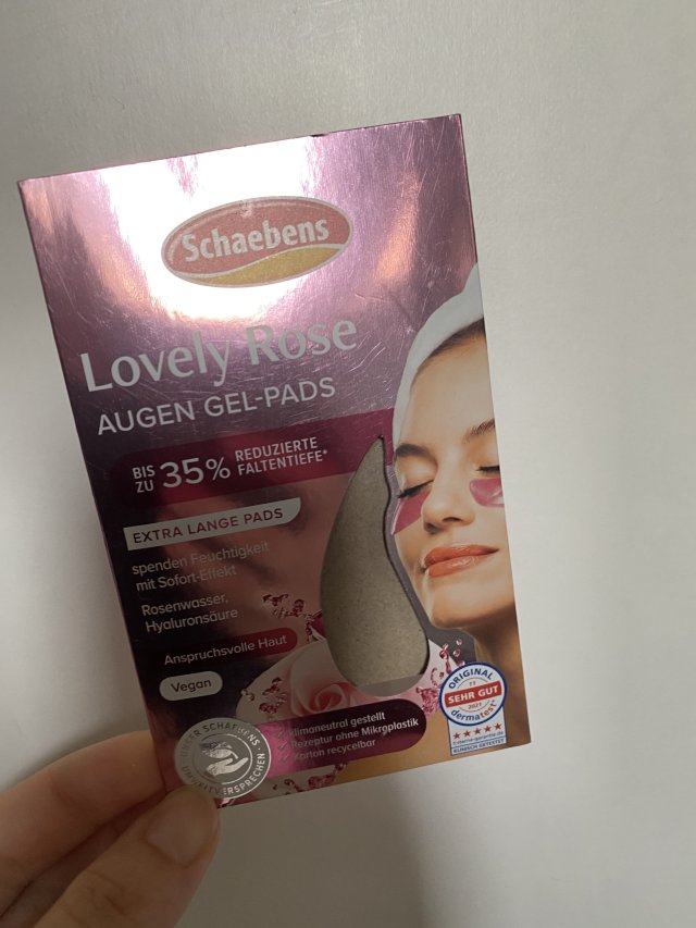 akcja denkowanie! grudzień - kosmetyki w świątecznych opakowaniach i świątecznych kolorach 🎄❄️⛄🎀🎁🎅