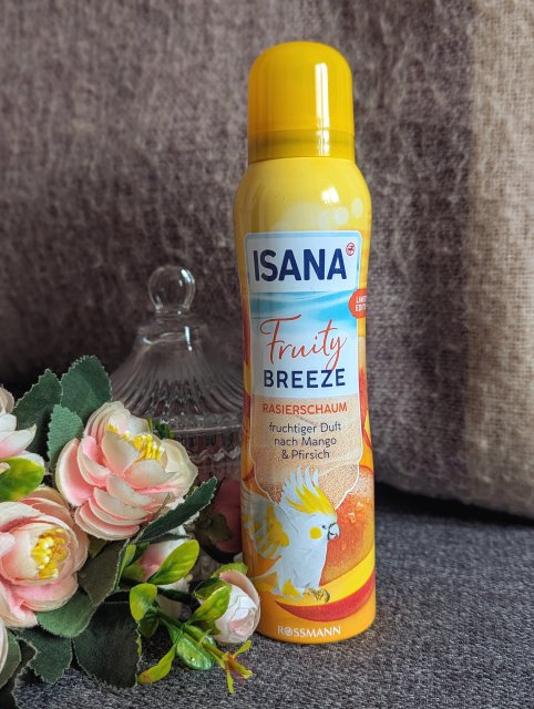 Isana Pianka do golenia, Fruity Breeze