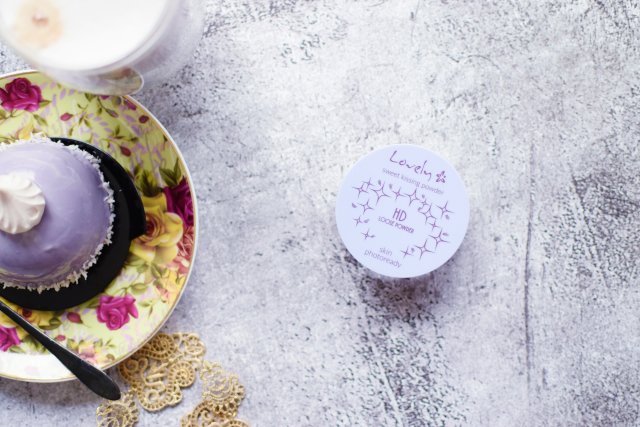 Lovely Sweet Kissing Powder HD Loose Powder Skin Photoready, Puder do twarzy, Transparentny