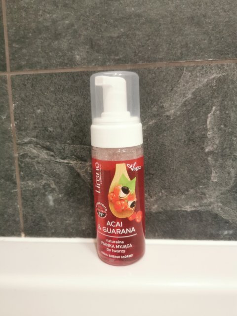 Lirene Superfood For Skin, Pianka myjąca do twarzy, Acai & Guarana, Naturalna