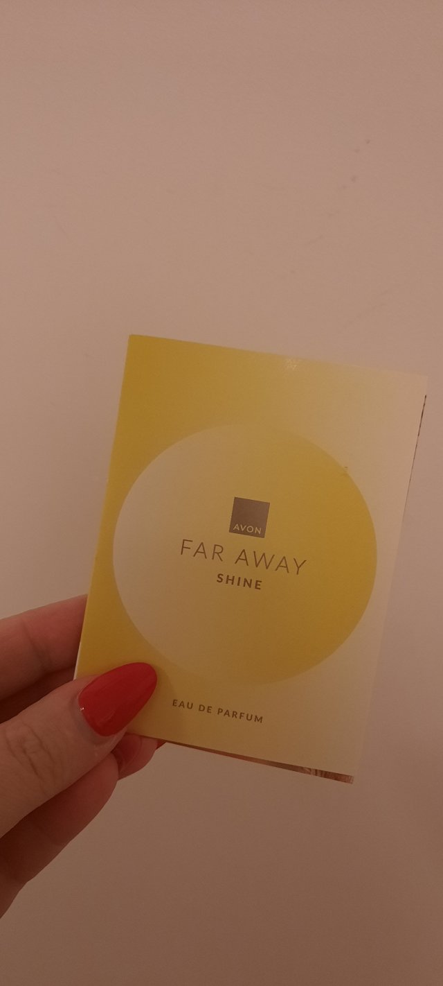 Denkowanie część druga :) Grudzień, kosmetyki w świątecznych opakowaniach lub w świątecznych kolorach: czerwonym, zielonym i złotym 