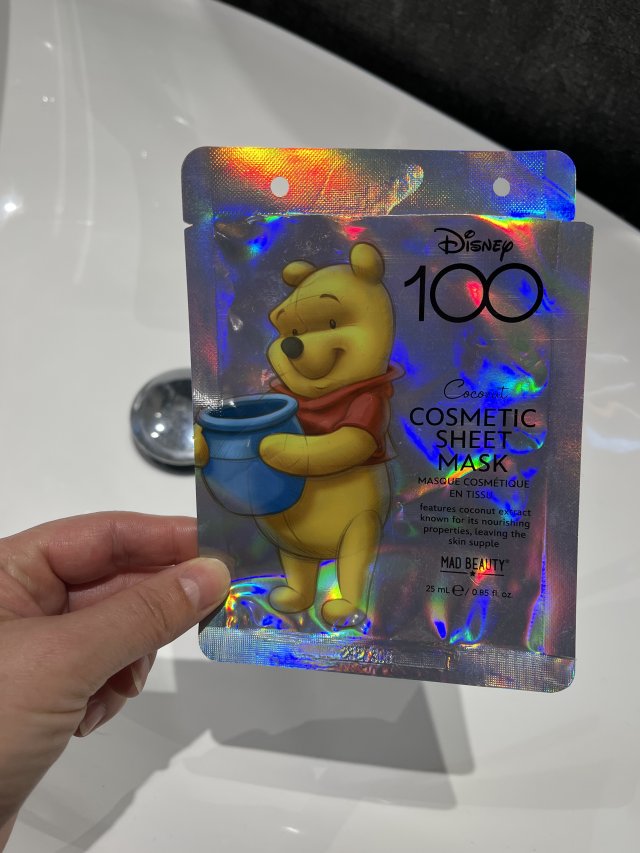 Denkowanie część druga :) Grudzień, kosmetyki w świątecznych opakowaniach lub w świątecznych kolorach: czerwonym, zielonym i złotym 