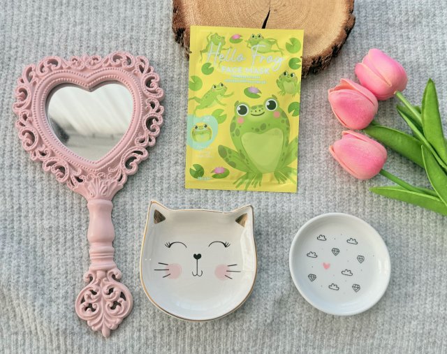 Maxbrands Marketing B.V. Face Sheet Mask, Maseczka do twarzy w płacie, Hello Frog