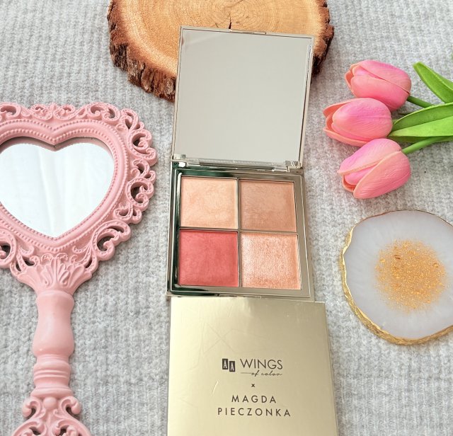 AA Wings of Color, Star Secrets, Paleta do konturowania twarzy, Wypiekana