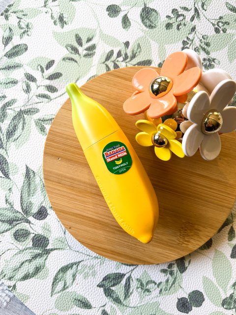 Tony Moly Magic Food Banana Hand Milk, Krem do rąk