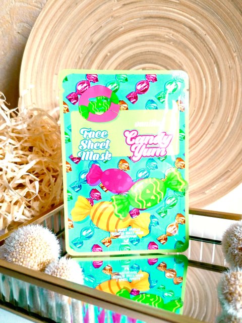 Maxbrands Marketing B.V. Face Sheet Mask, Candy Yum, Maseczka do twarzy w płacie, Zapach wanilii, Formuła nawilżająca 