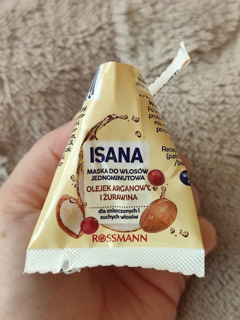 Denkowanie część druga :) Grudzień, kosmetyki w świątecznych opakowaniach lub w świątecznych kolorach: czerwonym, zielonym i złotym 