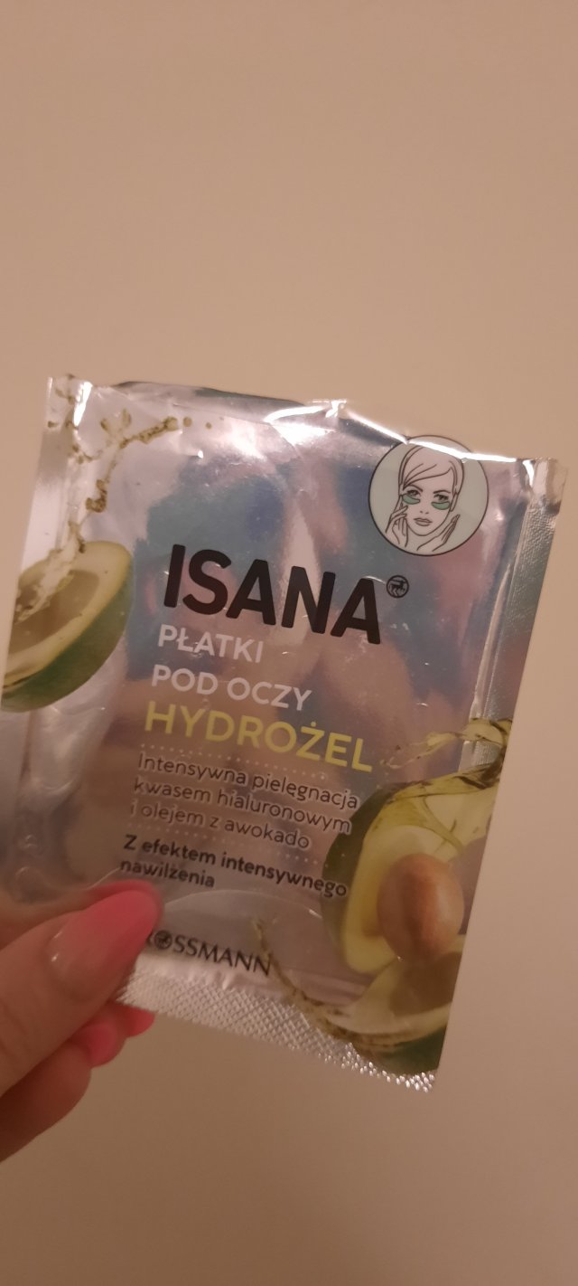 Denkowanie część druga :) Grudzień, kosmetyki w świątecznych opakowaniach lub w świątecznych kolorach: czerwonym, zielonym i złotym 