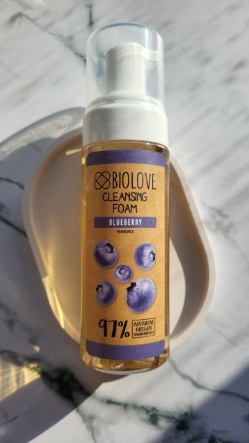 Biolove Pianka do mycia twarzy, Borówka