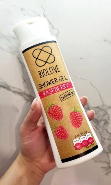 Biolove Żel pod prysznic, Malina