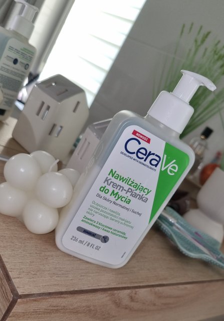 CeraVe Krem-pianka do mycia twarzy, Nawilżający, Do skóry normalnej i suchej
