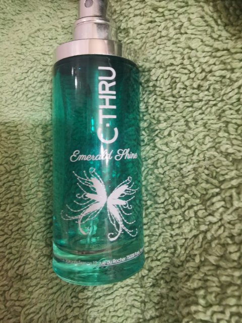 Denkowanie część druga :) Grudzień, kosmetyki w świątecznych opakowaniach lub w świątecznych kolorach: czerwonym, zielonym i złotym 