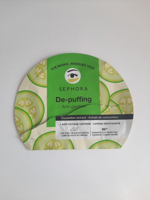 Denkowanie część druga :) Grudzień, kosmetyki w świątecznych opakowaniach lub w świątecznych kolorach: czerwonym, zielonym i złotym 