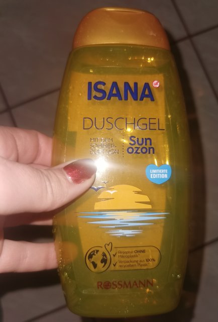 Denkowanie część druga :) Grudzień, kosmetyki w świątecznych opakowaniach lub w świątecznych kolorach: czerwonym, zielonym i złotym 