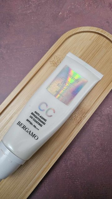 BERGAMO Snail Mucus Color Control Cream Anti-Aging Whitening UV Coating SPF 50+ PA ++++ 