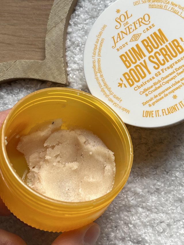 Sol de Janeiro Peeling do ciała, Bum Bum Body Scrub, Cheirosa 62